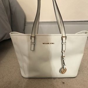 Michael Kors Women's Jet Set Travel TZ Tote